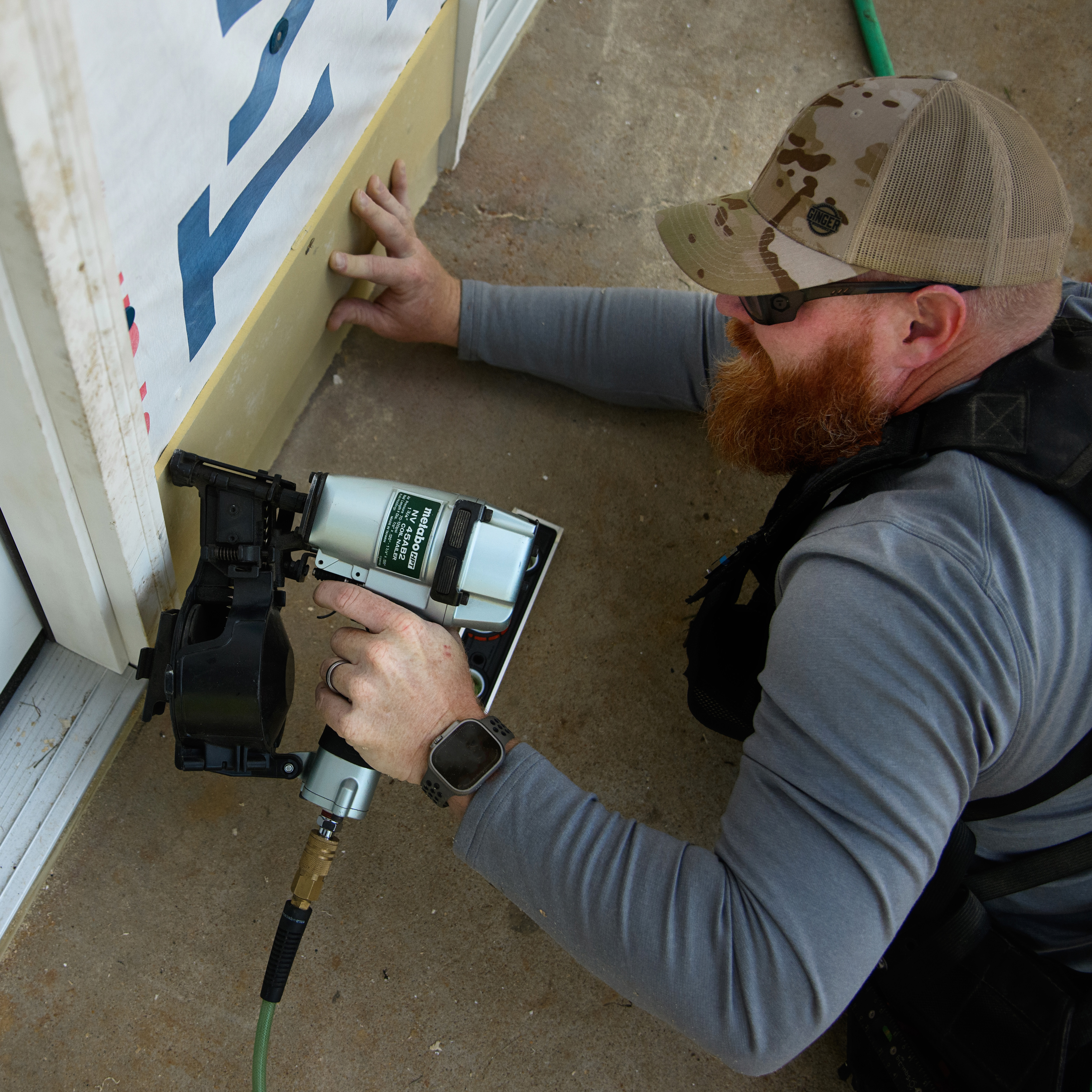 Metabo HPT (was Hitachi Power Tools) 1.75-in-Gauge 15-Degree Roofing Pneumatic Nailer Metabo HPT (was Hitachi Power Tools) 1.75-in-Gauge 15-Degree Roofing Pneumatic Nailer